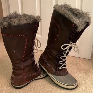 SOREL Joan of Arctic size 7